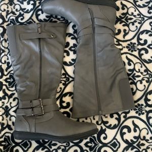 Gray fur lined boots (wide calves) 8